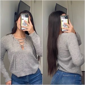 V-NECK KNIT LACE UP SWEATHER